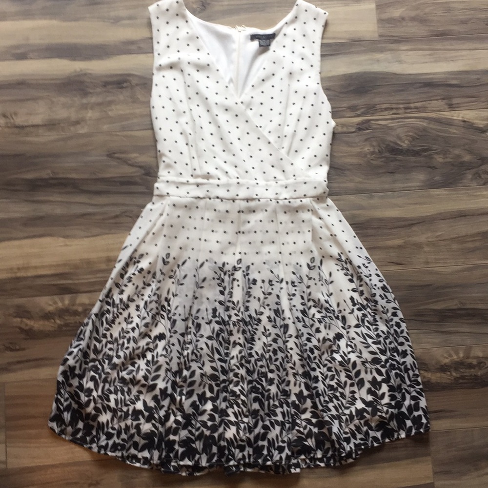 Suzy Shier Polka‑Dot & Floral Crepe Dress – Wrap Style Tie Waist | Size XL